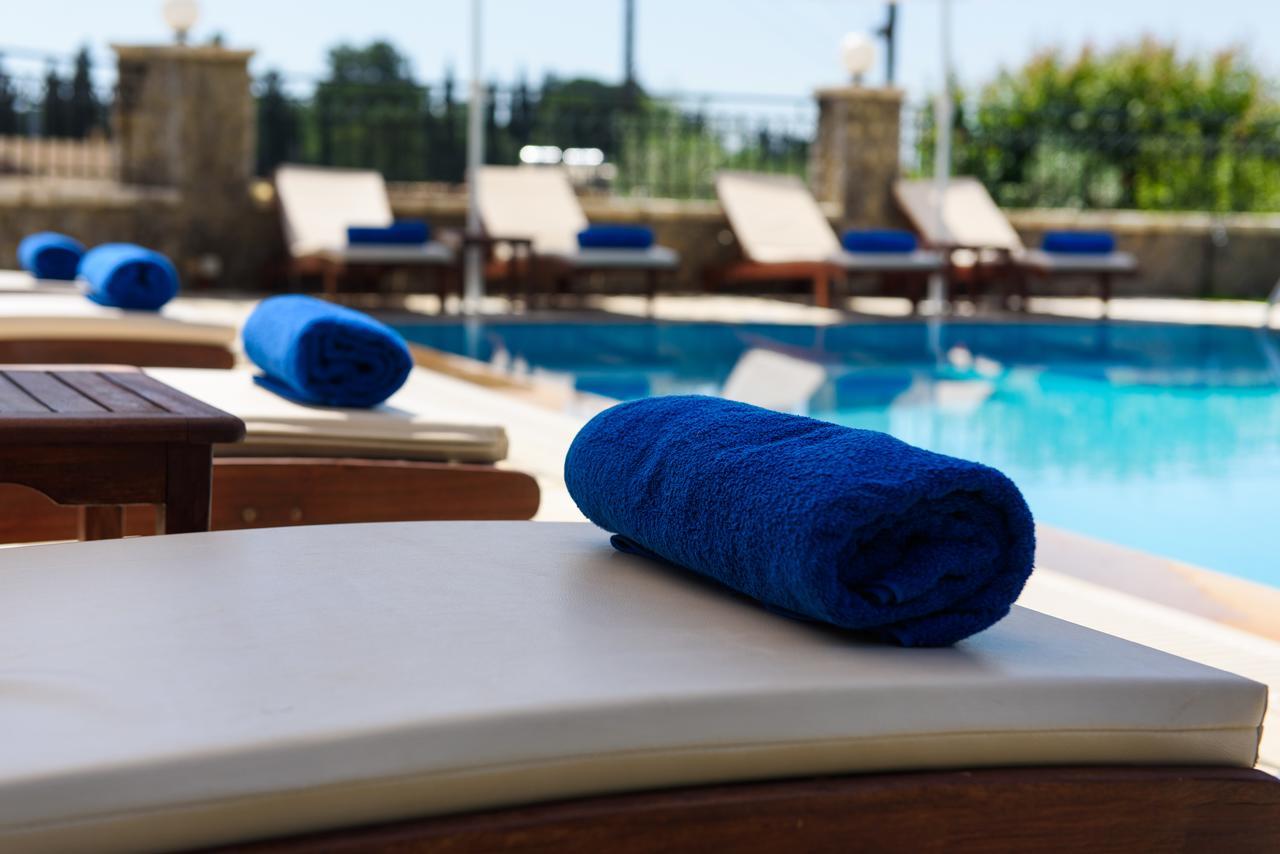 Tesori Villa Dassia (Corfu)